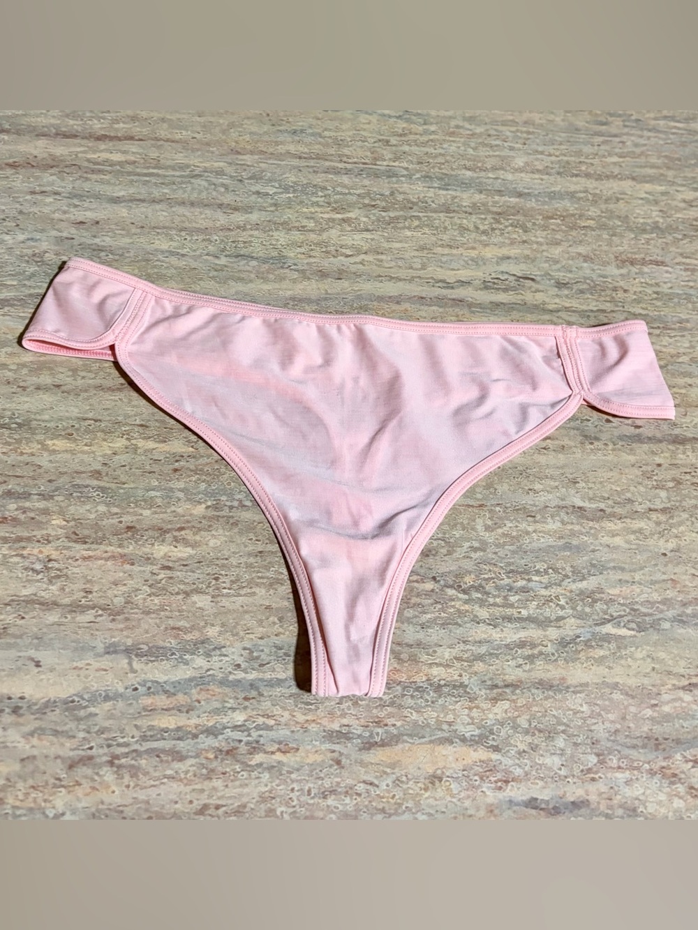 NWOT Victoria’s Secret Pink Bubble Gum Thong Panty